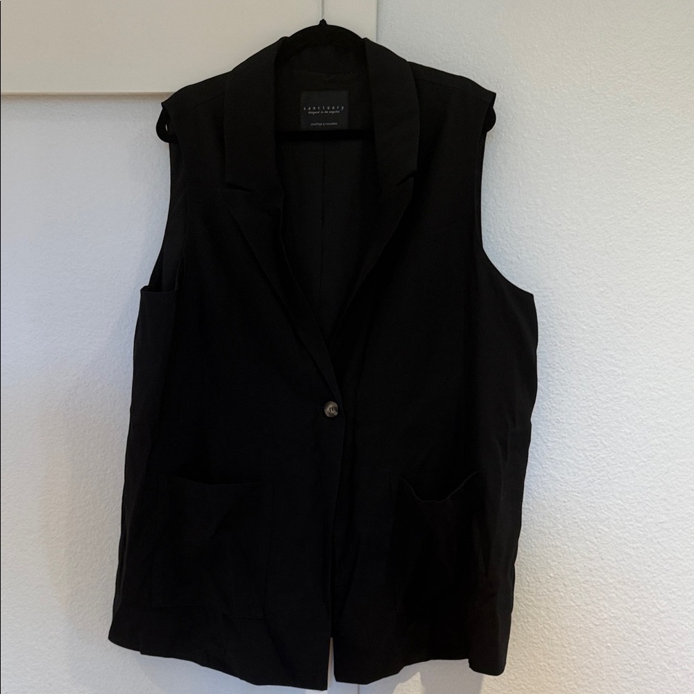 Sanctuary Black Sleeveless Vest